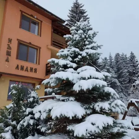 Lidia בית הארחה 3*