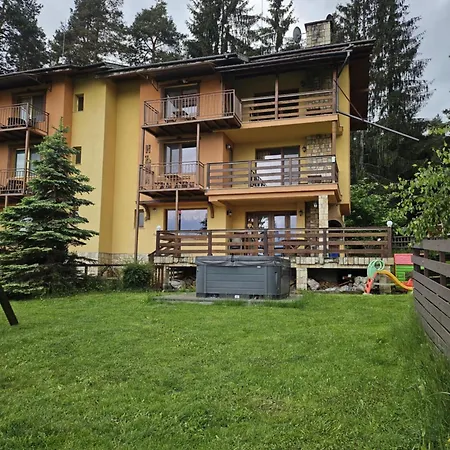 Konukevi Lidia 3*