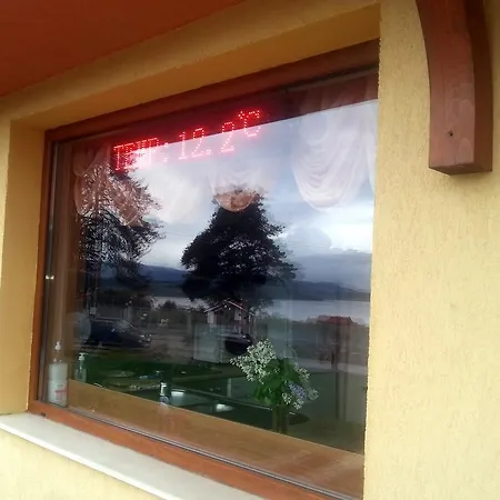 Konukevi Lidia 3*